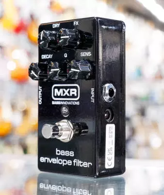 MXR - M82 - Bass Envelope Filter 2